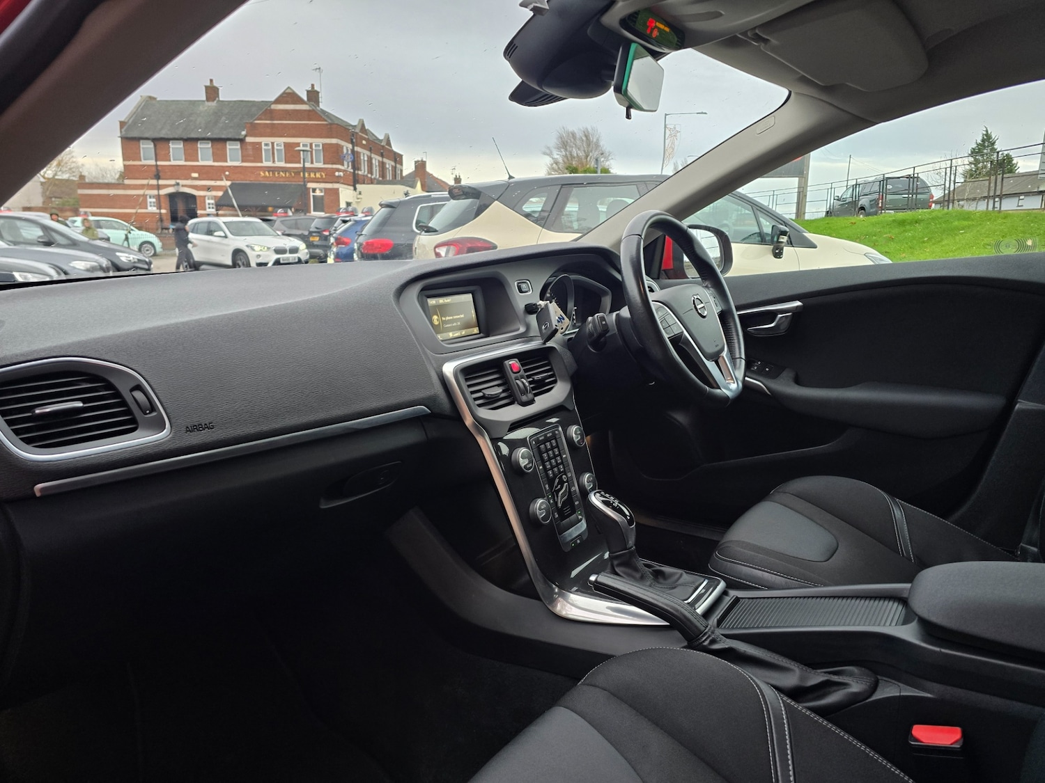 Used Volvo V40 2017 for sale - 76835035: Photo 19