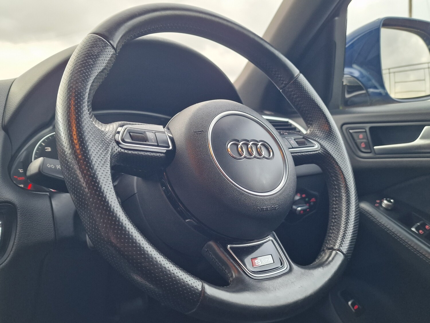 Used Audi Q5 2015 for sale - 77476859: Photo 32