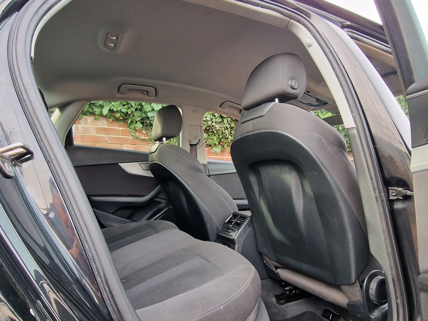 Used Audi A4 2016 for sale - 77592602: Photo 17