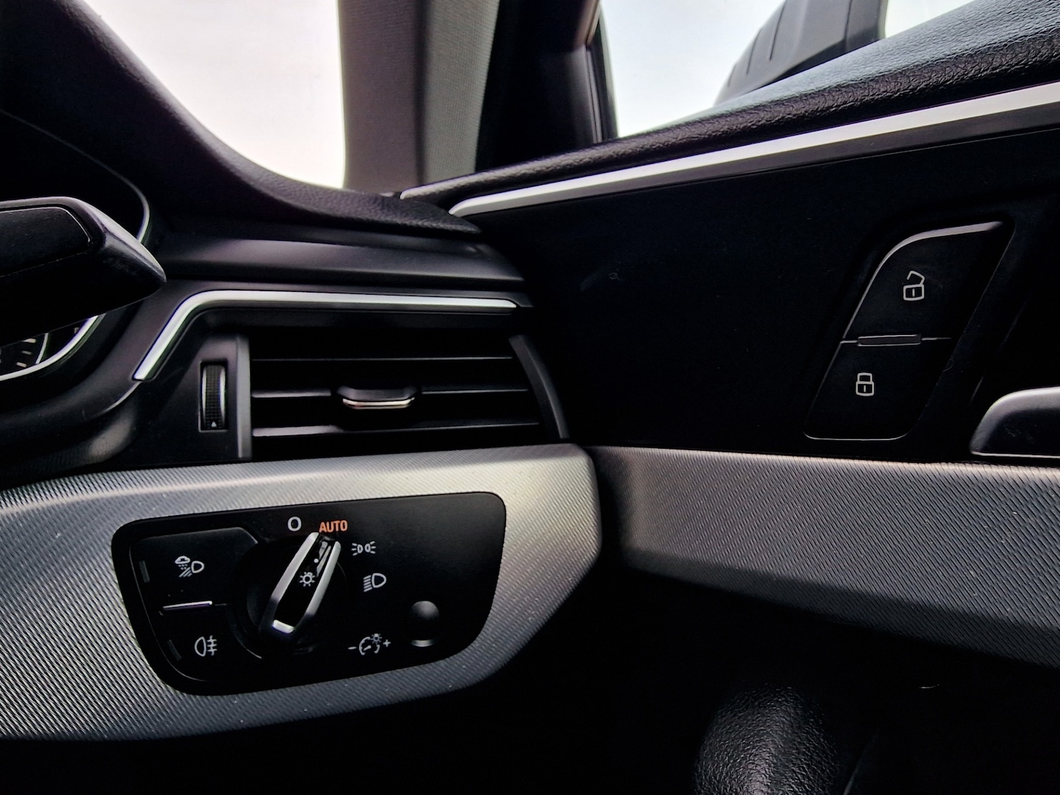 Used Audi A4 2016 for sale - 77592602: Photo 22