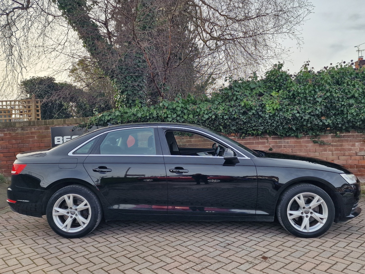 Used Audi A4 2016 for sale - 77592602: Photo 8