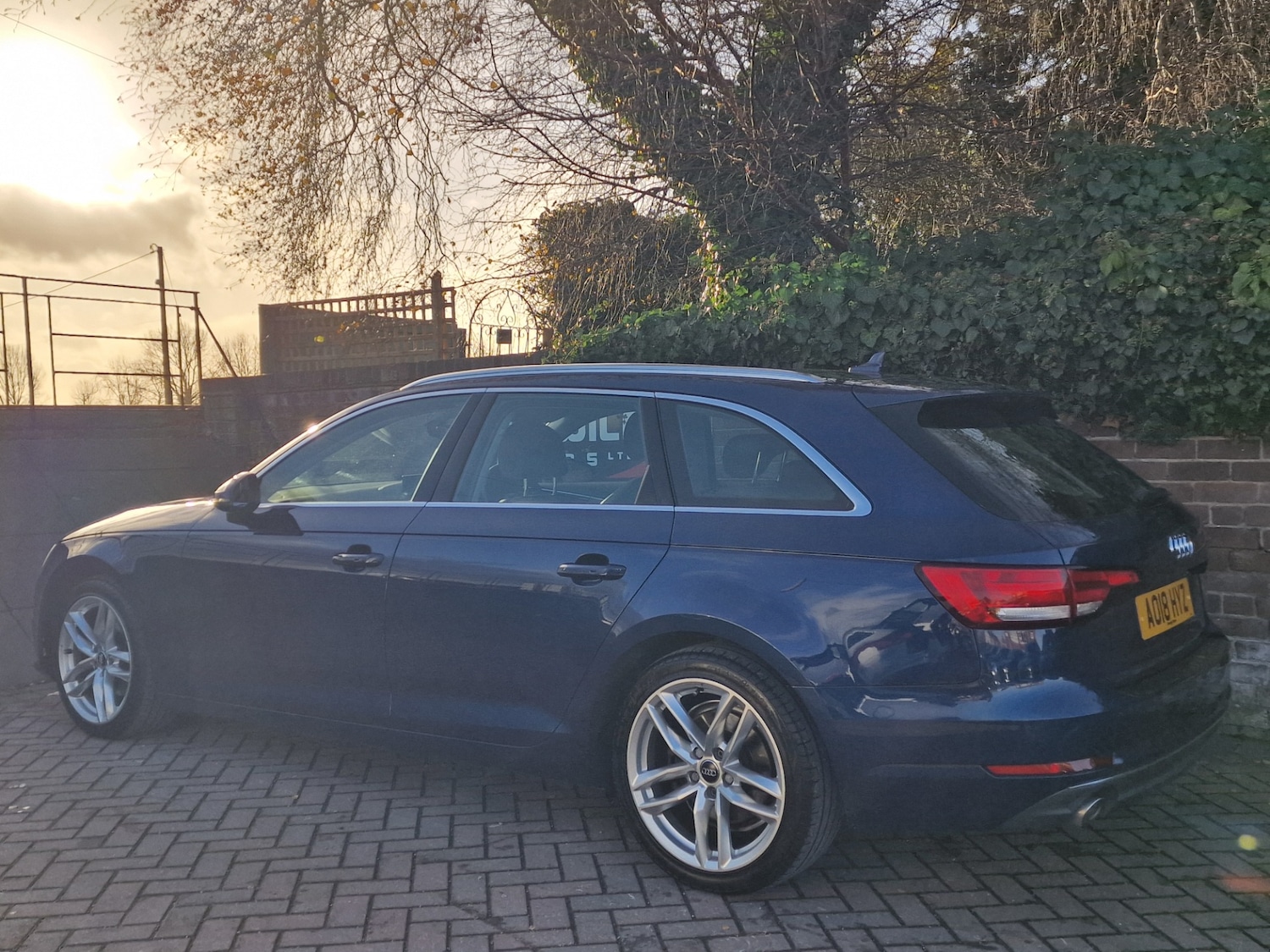 Used Audi A4 2018 for sale - 76895033: Photo 3