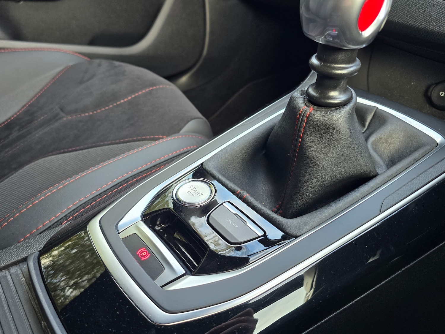 Used Peugeot 308 2016 for sale - 76375677: Photo 30