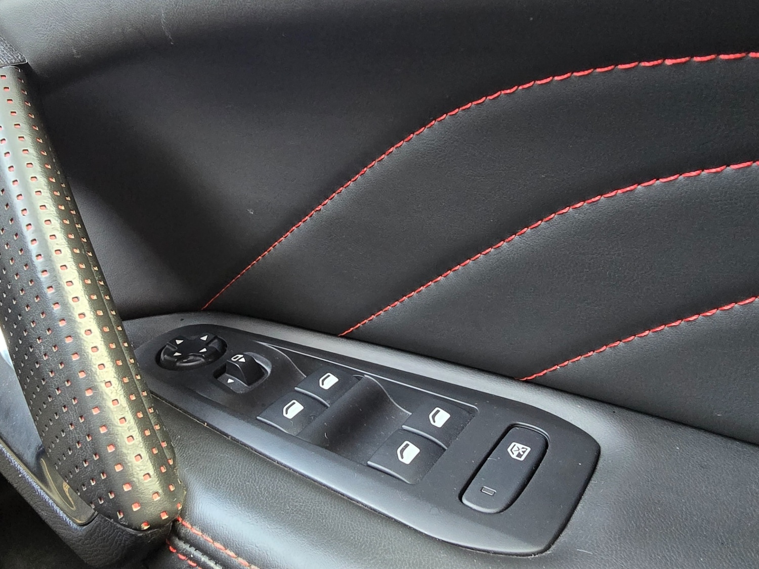 Used Peugeot 308 2016 for sale - 76375677: Photo 34