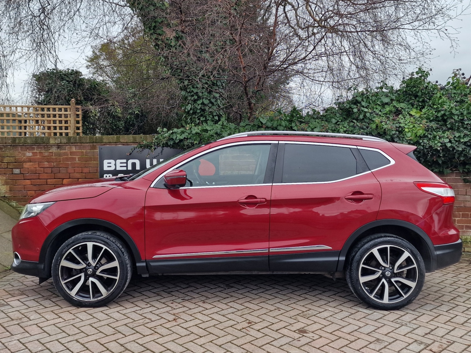 Used Nissan Qashqai 2016 for sale - 77532291: Photo 2