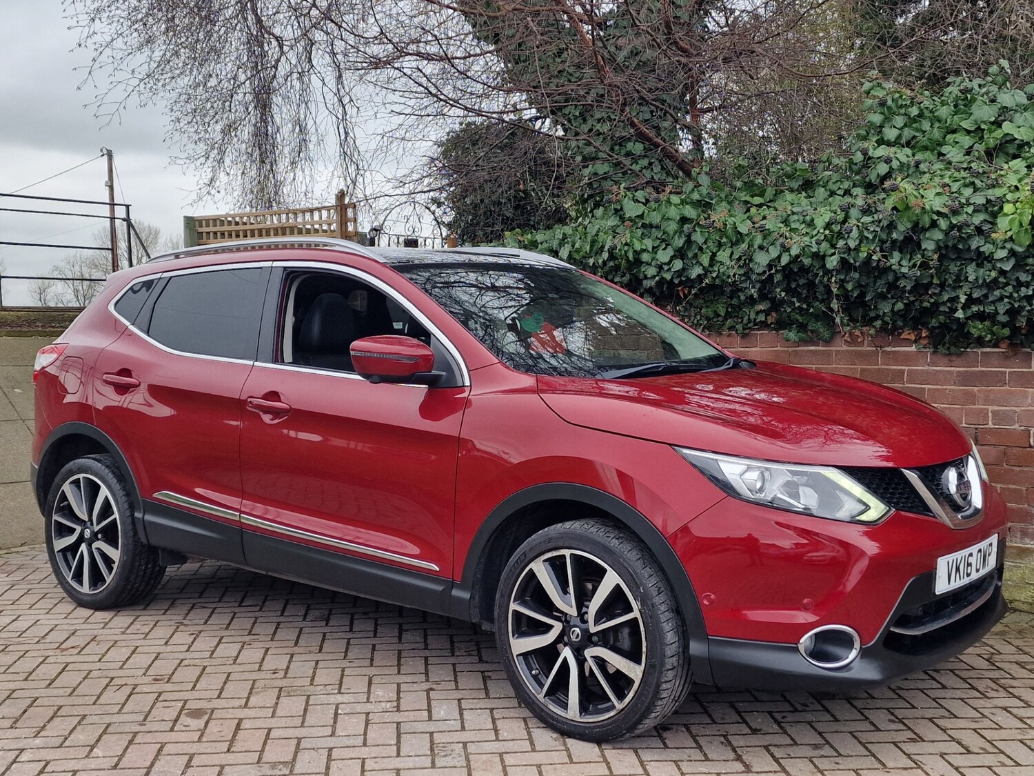 Used Nissan Qashqai 2016 for sale - 77532291: Photo 9