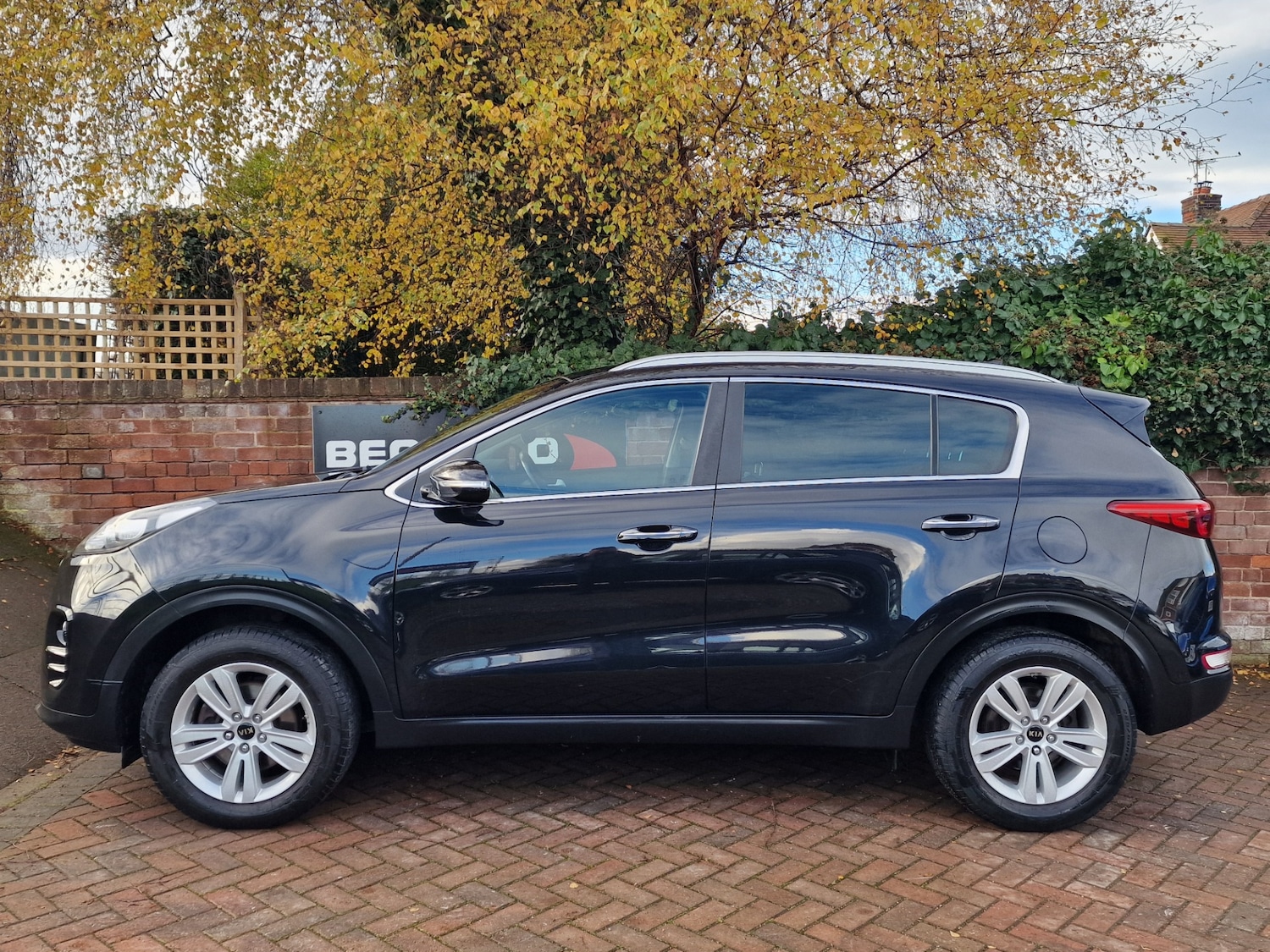 Used Kia Sportage 2018 for sale - 76777702: Photo 2