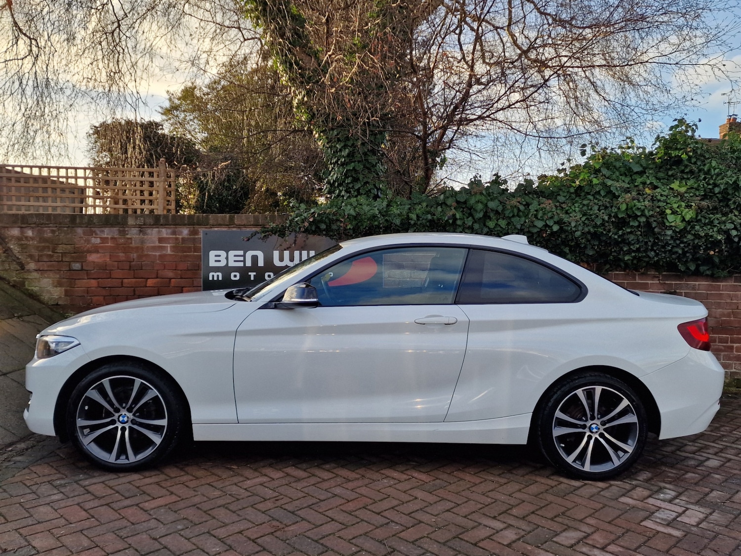 Used BMW 2 Series 2017 for sale - 77184878: Photo 2