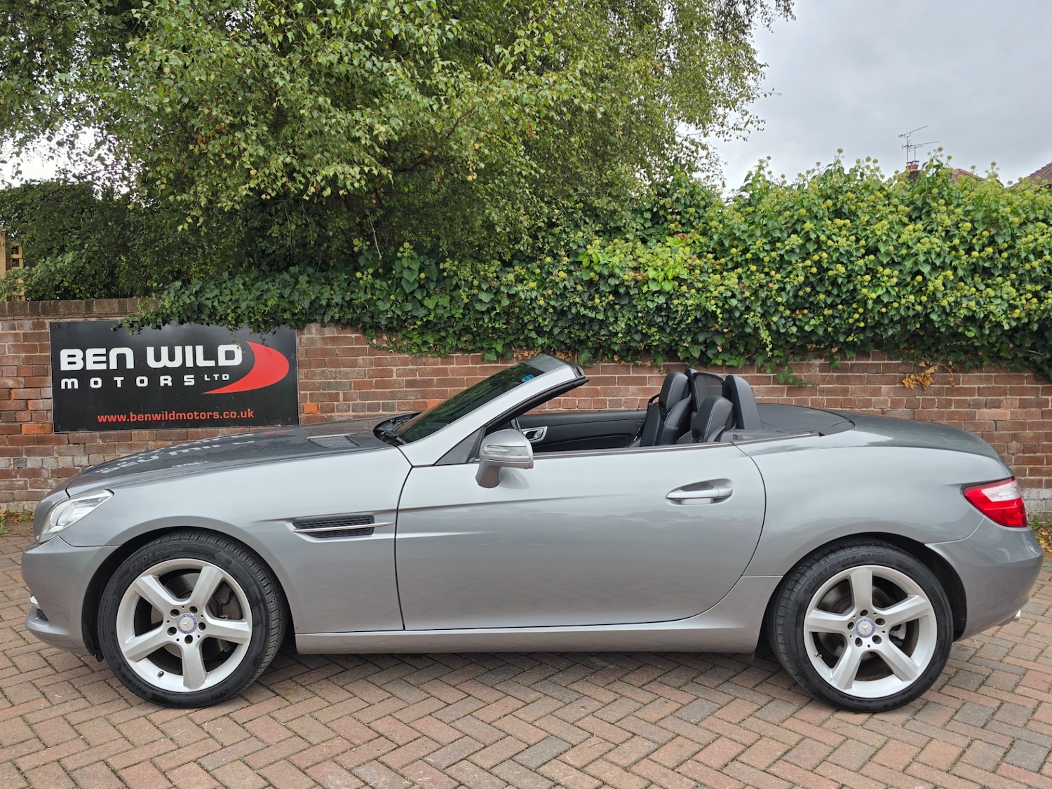 Used Mercedes-Benz SLK 2015 for sale - 76026347: Photo 4