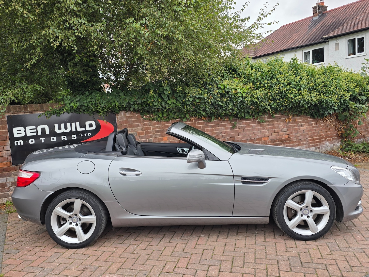 Used Mercedes-Benz SLK 2015 for sale - 76026347: Photo 9