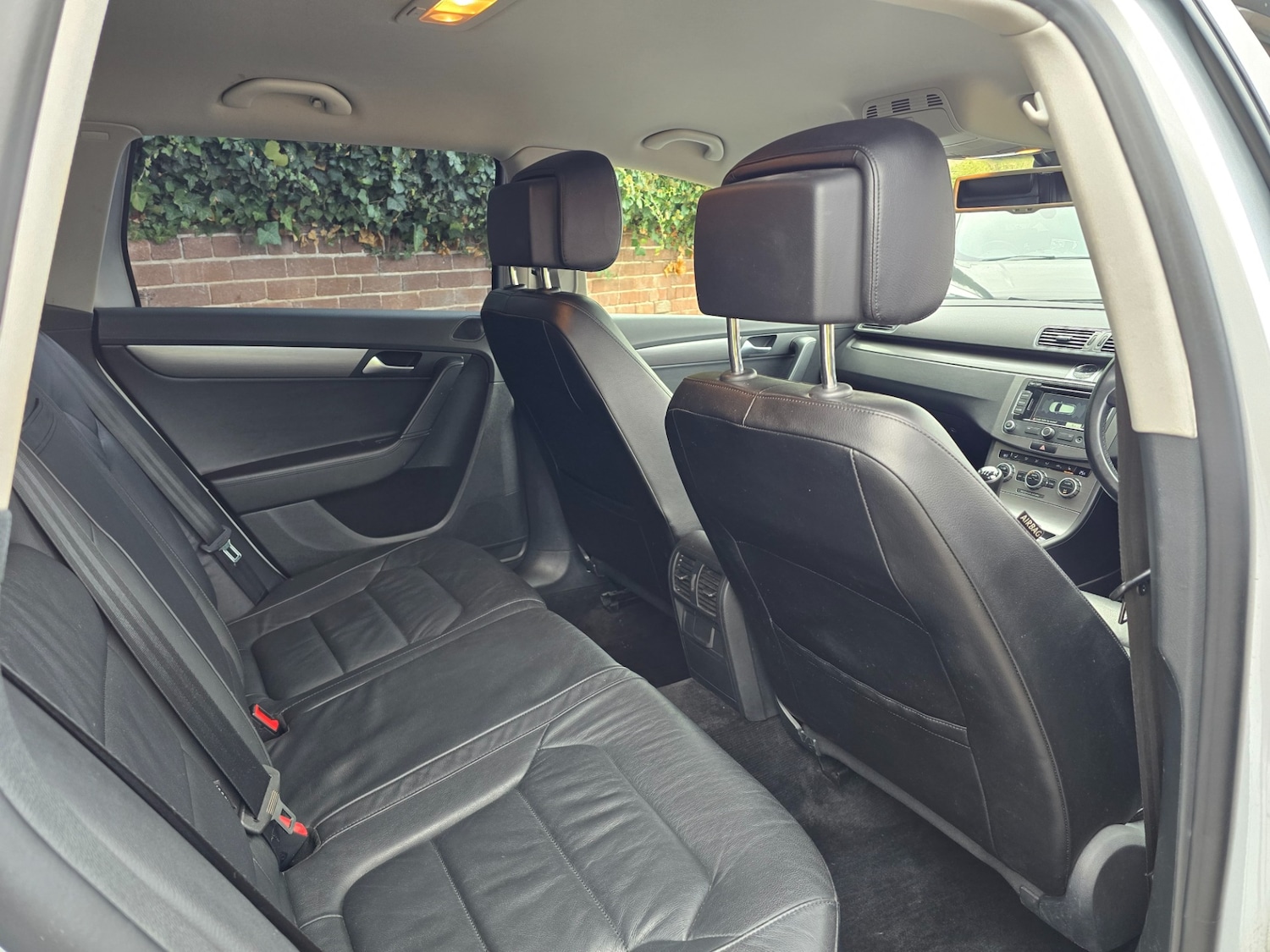 Used Volkswagen Passat 2014 for sale - 76392055: Photo 15