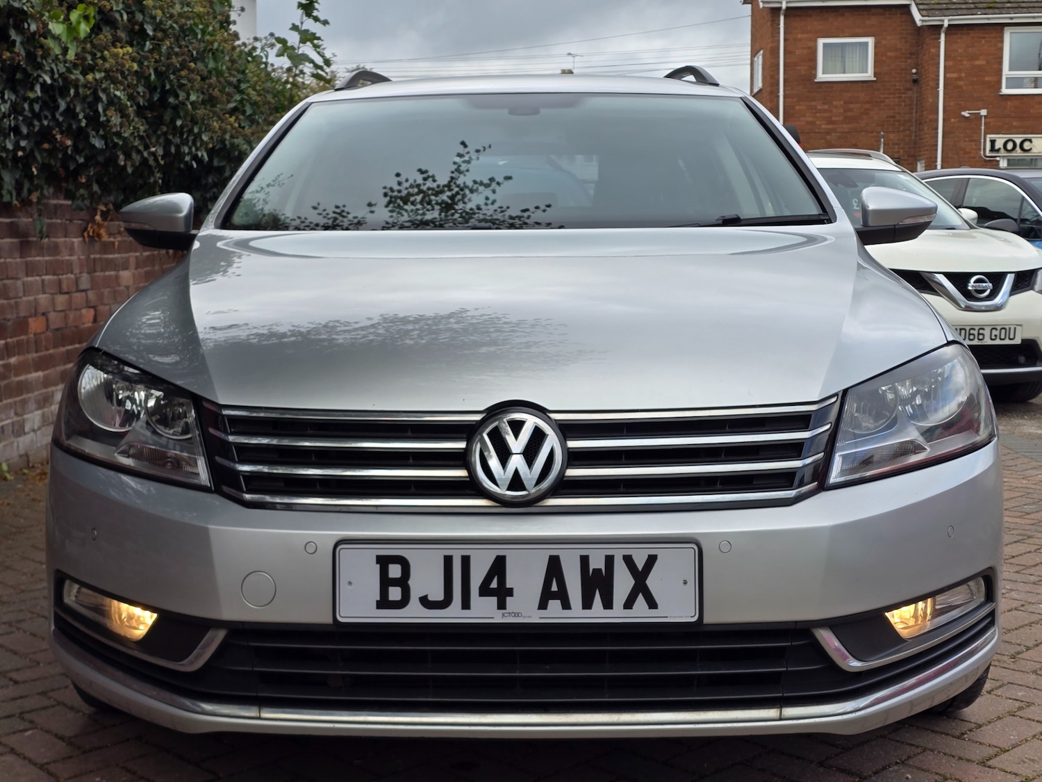 Used Volkswagen Passat 2014 for sale - 76392055: Photo 2