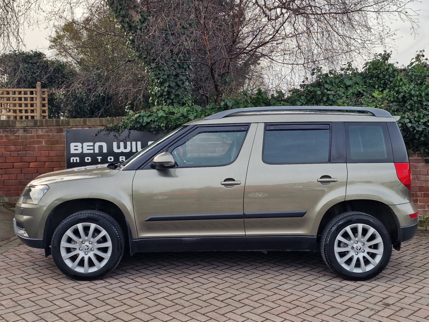 Used Skoda Yeti 2014 for sale - 77619705: Photo 2