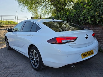 Used Vauxhall Insignia 2019 for sale - 78381557: Photo