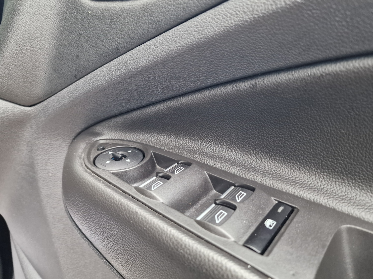 Used Ford Kuga 2016 for sale - 78179890: Photo 15