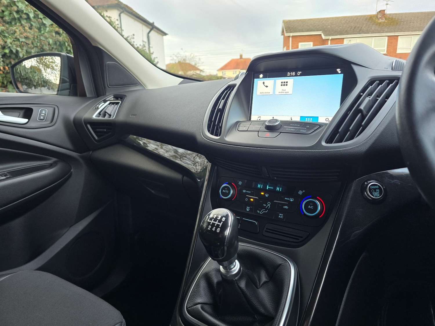 Used Ford Kuga 2018 for sale - 76652925: Photo 25