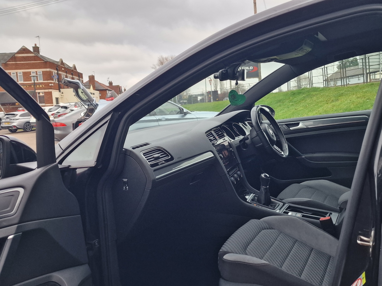 Used Volkswagen Golf 2020 for sale - 77449620: Photo 27