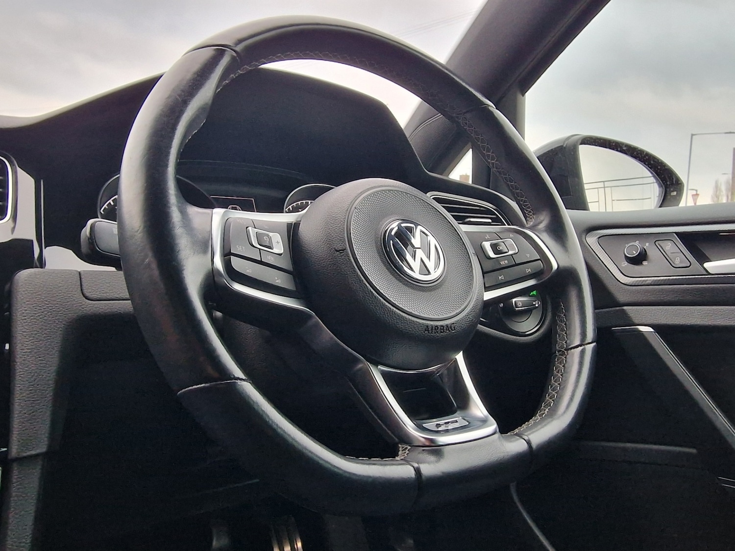 Used Volkswagen Golf 2020 for sale - 77449620: Photo 29