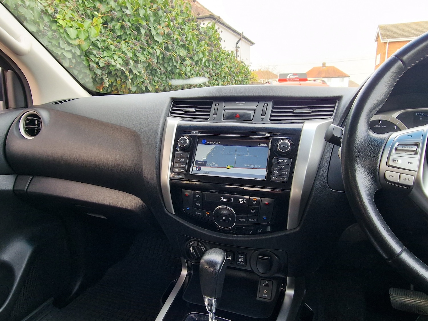 Used Nissan Navara 2017 for sale - 77801981: Photo 14