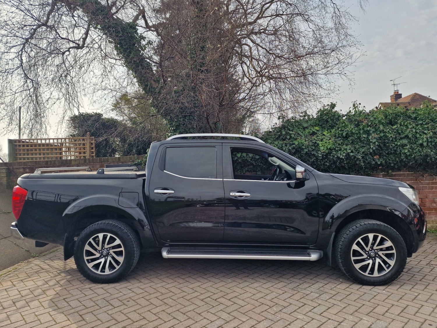 Used Nissan Navara 2017 for sale - 77801981: Photo 9