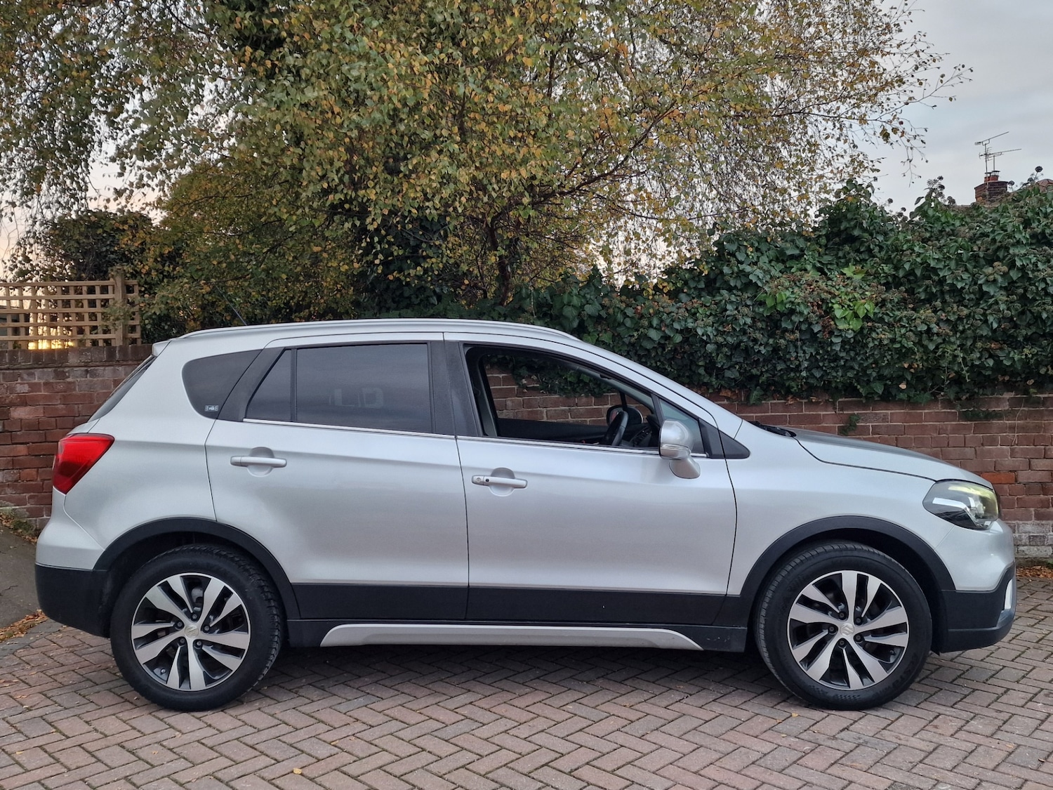 Used Suzuki SX4 S-Cross 2018 for sale - 76605211: Photo 8