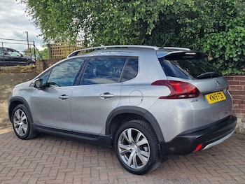 Used Peugeot 2008 2019 for sale - 78939795: Photo