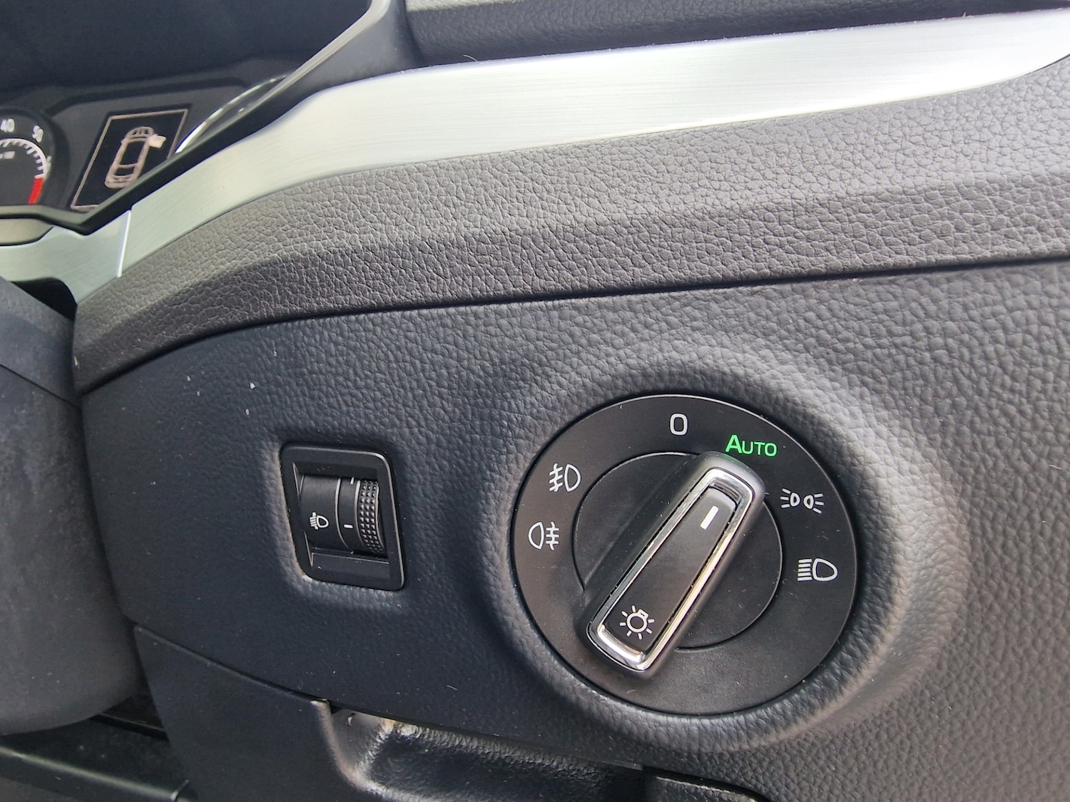 Used Skoda Superb 2016 for sale - 77952209: Photo 12