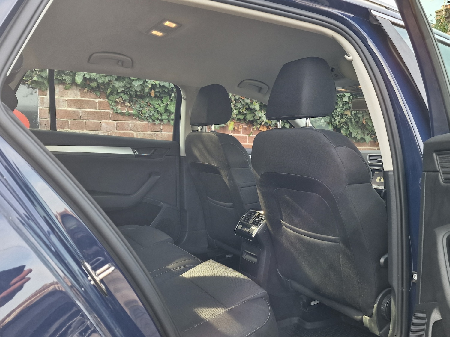 Used Skoda Superb 2016 for sale - 77952209: Photo 15