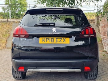 Used Peugeot 2008 2018 for sale - 79383401: Photo