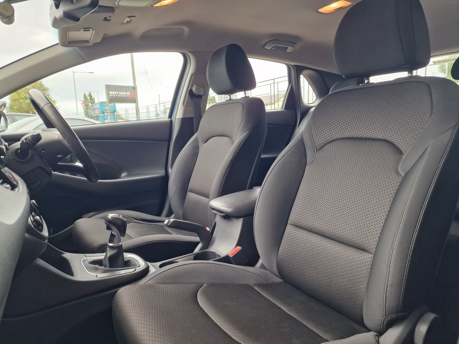 Used Hyundai i30 2017 for sale - 76207379: Photo 15