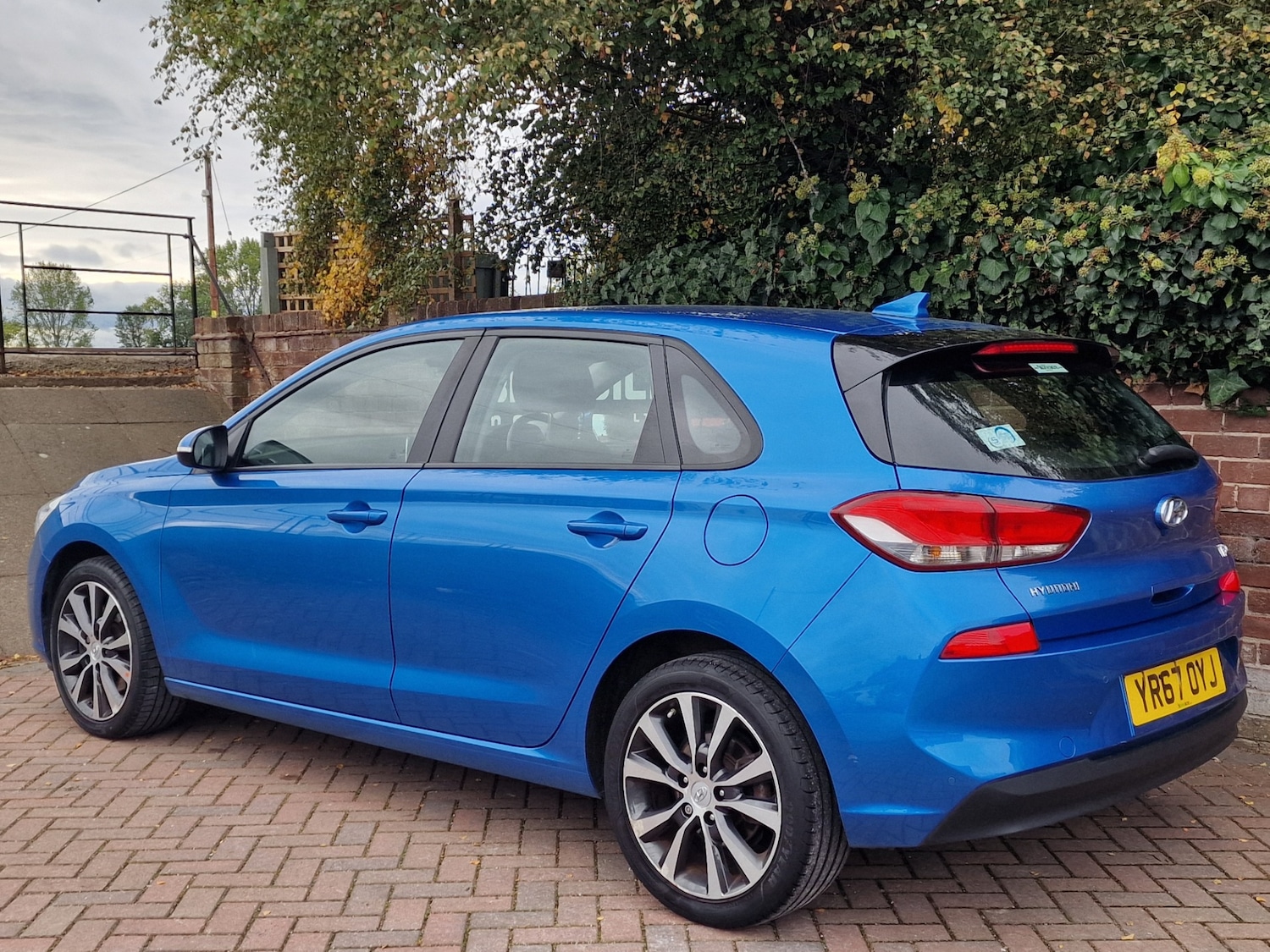 Used Hyundai i30 2017 for sale - 76207379: Photo 3