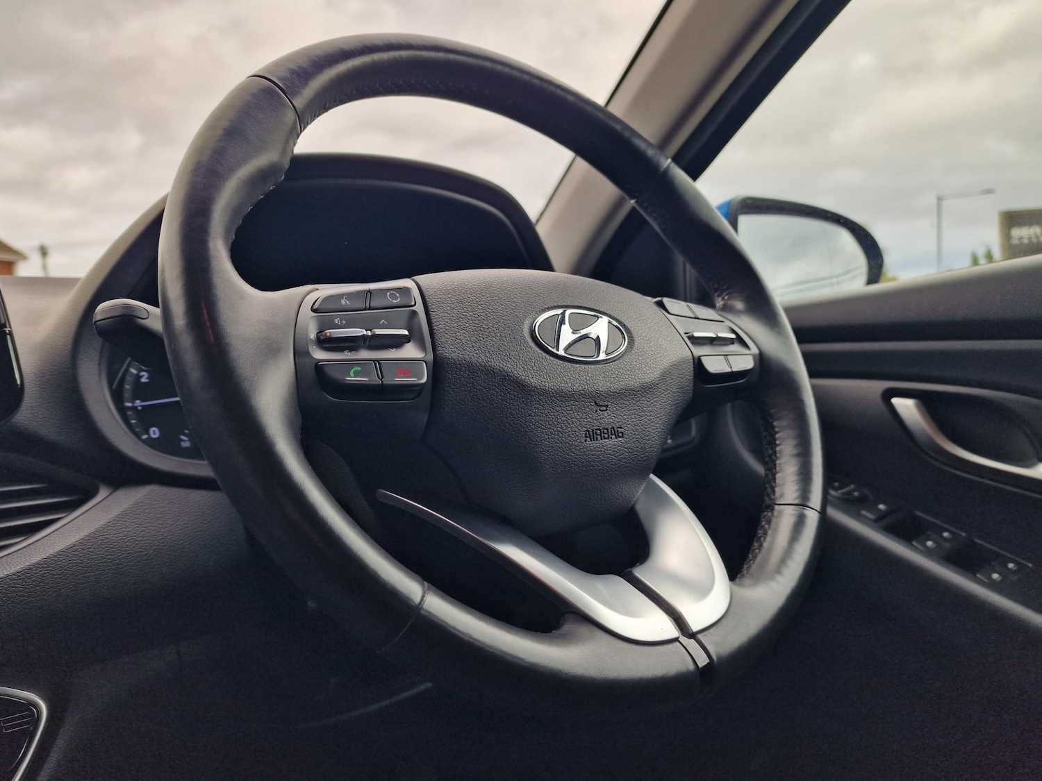 Used Hyundai i30 2017 for sale - 76207379: Photo 30