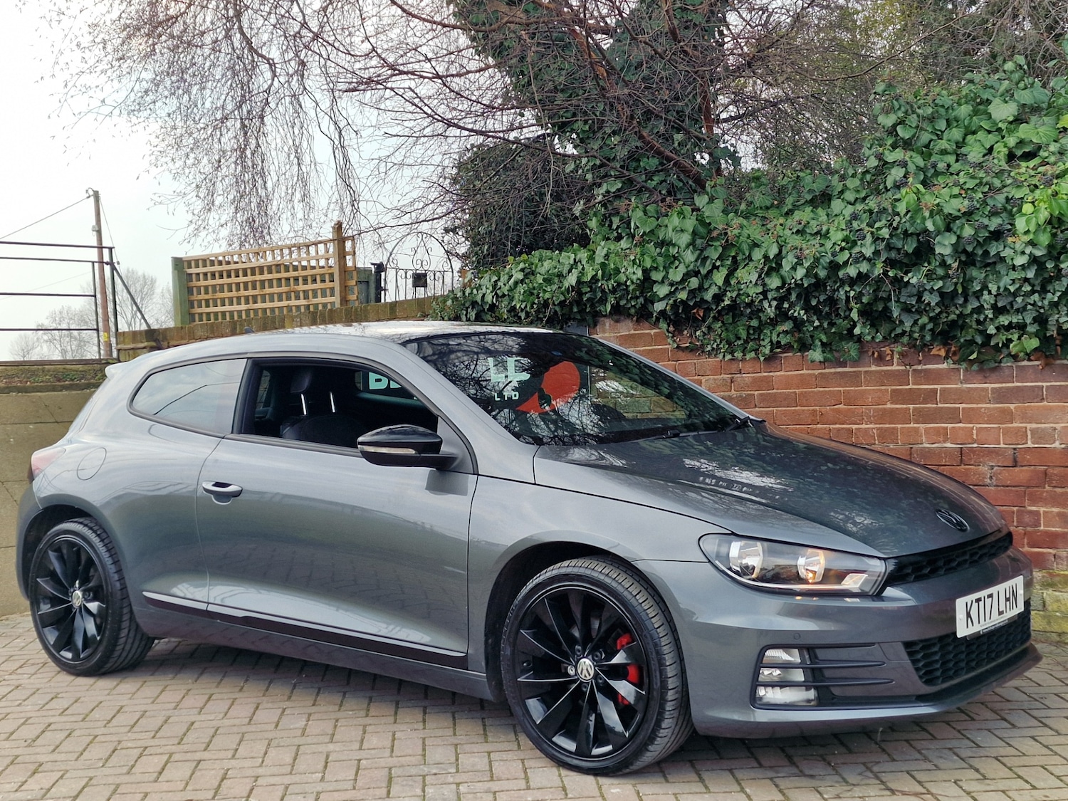 Used Volkswagen Scirocco 2017 for sale - 77776284: Photo 9