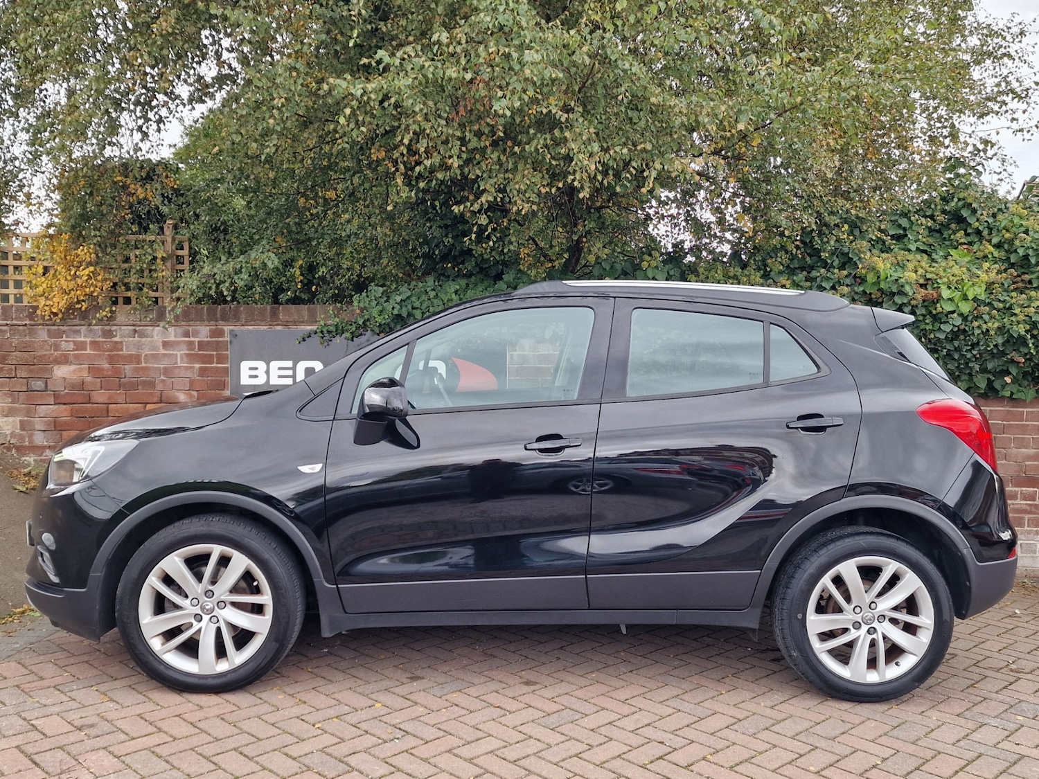 Used Vauxhall Mokka X 2017 for sale - 76193630: Photo 2