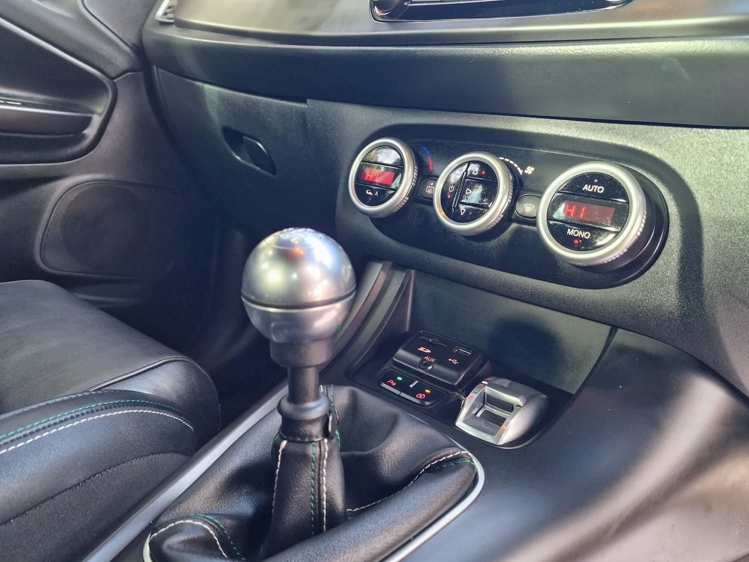 Used Alfa Romeo Giulietta 2015 for sale - 76894939: Photo 13