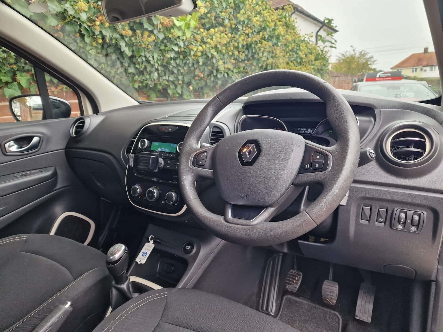 Used Renault Captur 2018 for sale - 76329839: Photo 13