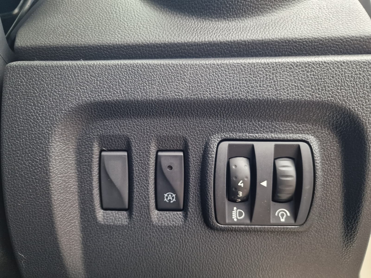 Used Renault Captur 2018 for sale - 76329839: Photo 15