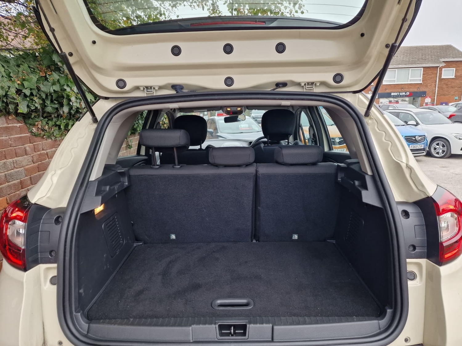 Used Renault Captur 2018 for sale - 76329839: Photo 19
