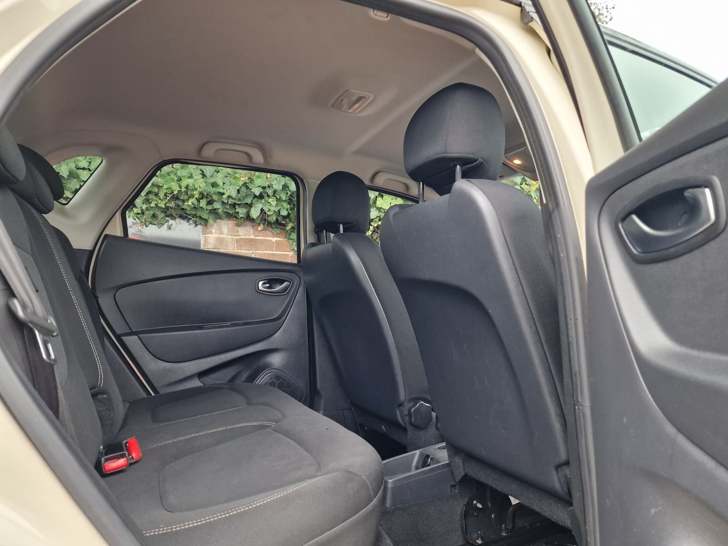 Used Renault Captur 2018 for sale - 76329839: Photo 20