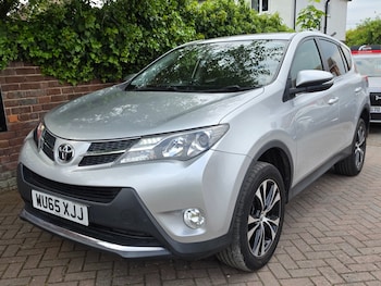 Used Toyota RAV4 2015 for sale - 78526540: Photo