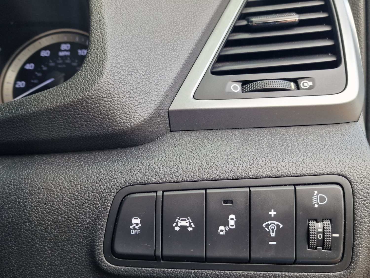 Used Hyundai TUCSON 2015 for sale - 76344326: Photo 12