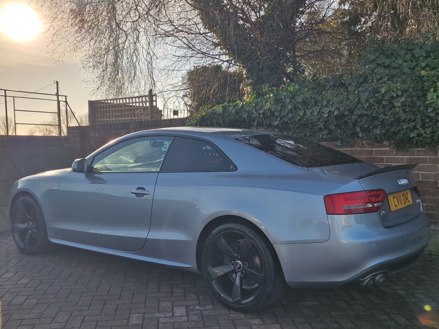 Used Audi A5 2011 for sale - 77160125: Photo 3
