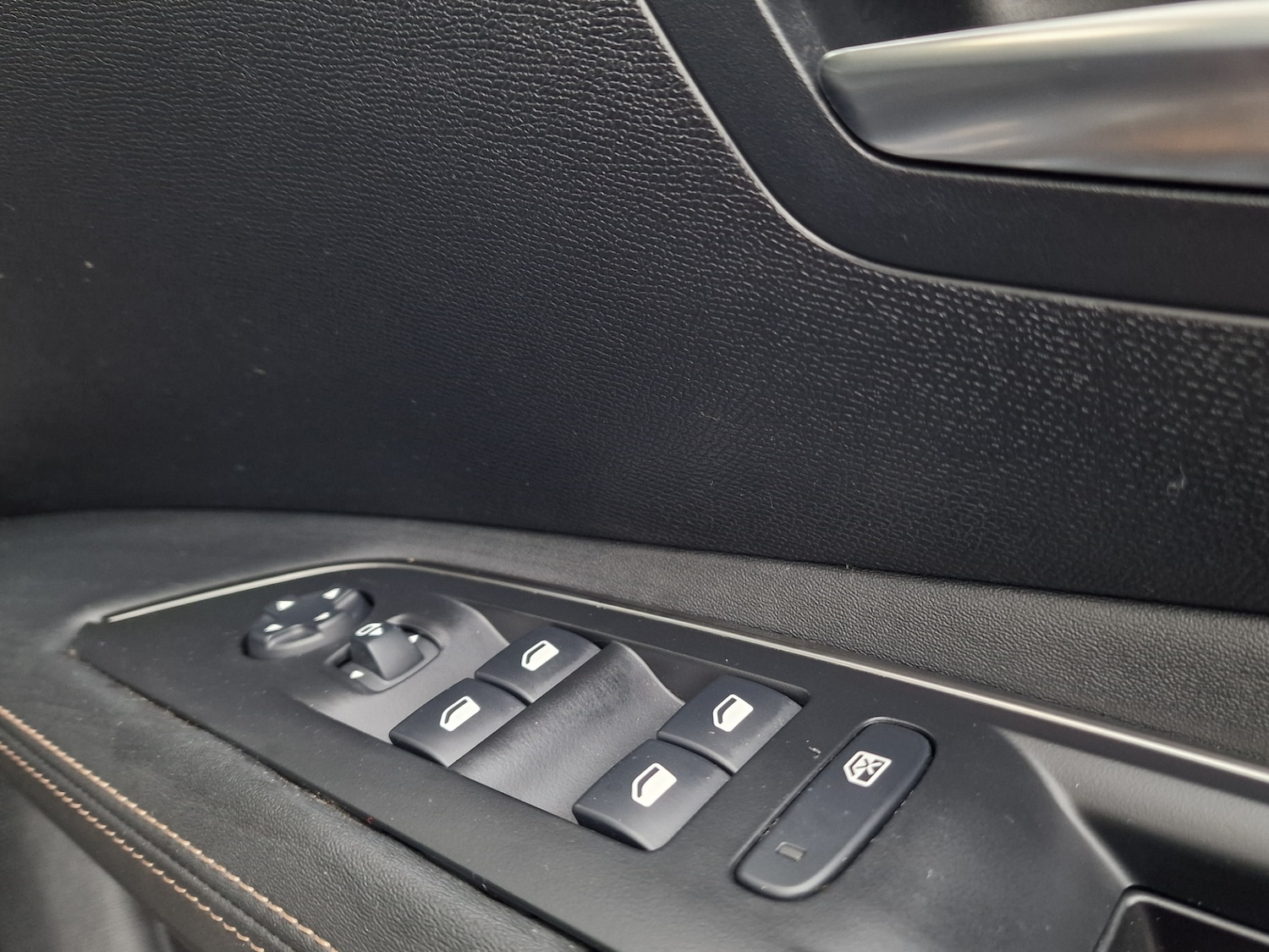 Used Peugeot 3008 2019 for sale - 77240771: Photo 14