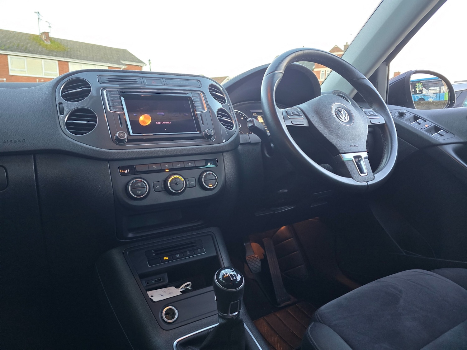 Used Volkswagen Tiguan 2016 for sale - 76960174: Photo 21