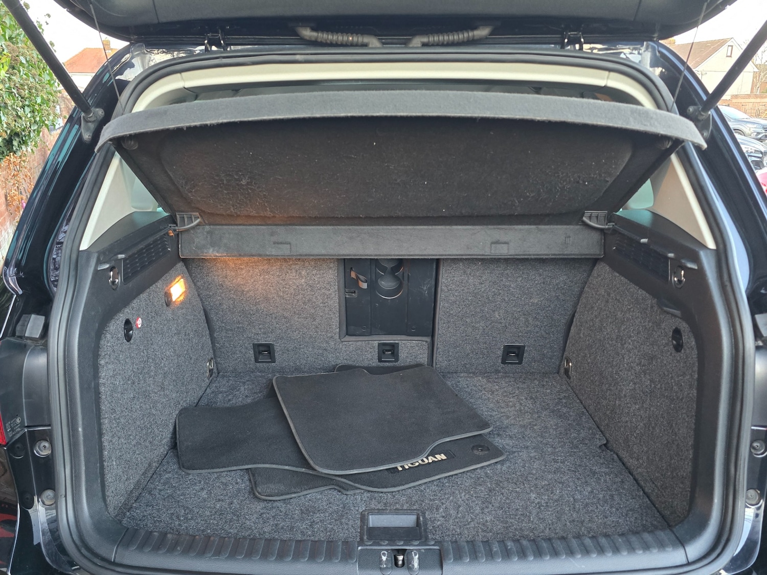 Used Volkswagen Tiguan 2016 for sale - 76960174: Photo 24