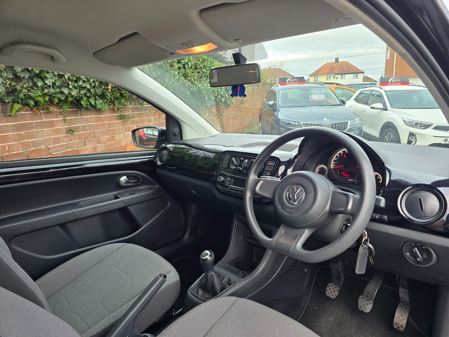 Used Volkswagen up! 2013 for sale - 77159462: Photo 12