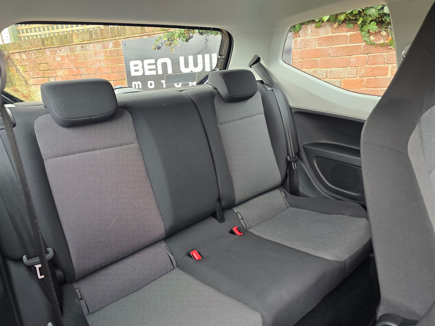 Used Volkswagen up! 2013 for sale - 77159462: Photo 15