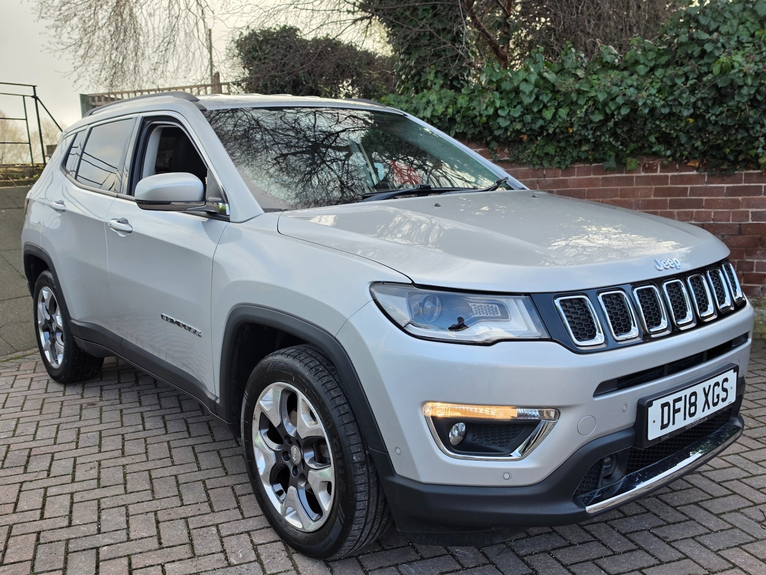 Used Jeep Compass 2018 for sale - 77880820: Photo 11