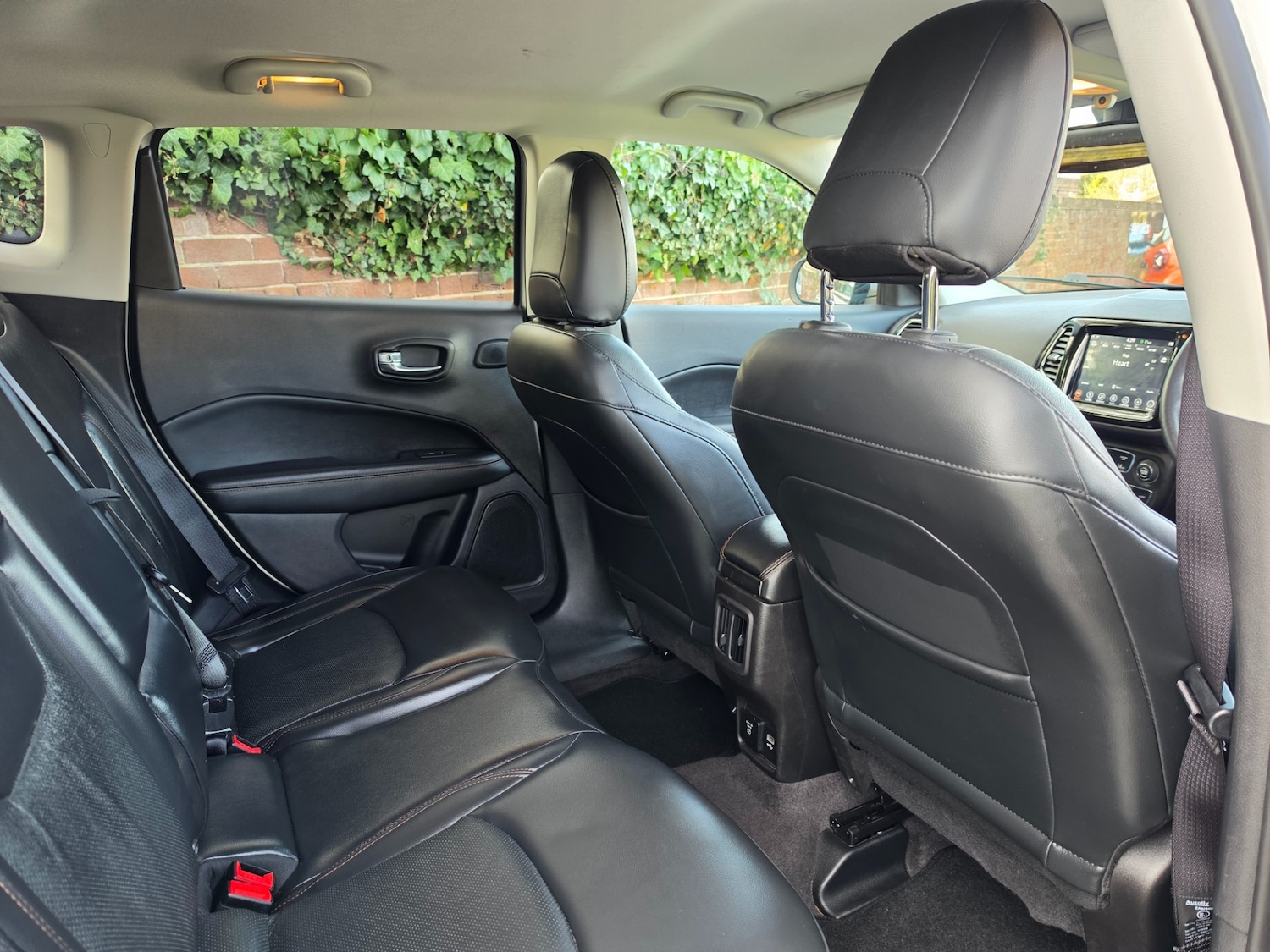 Used Jeep Compass 2018 for sale - 77880820: Photo 15