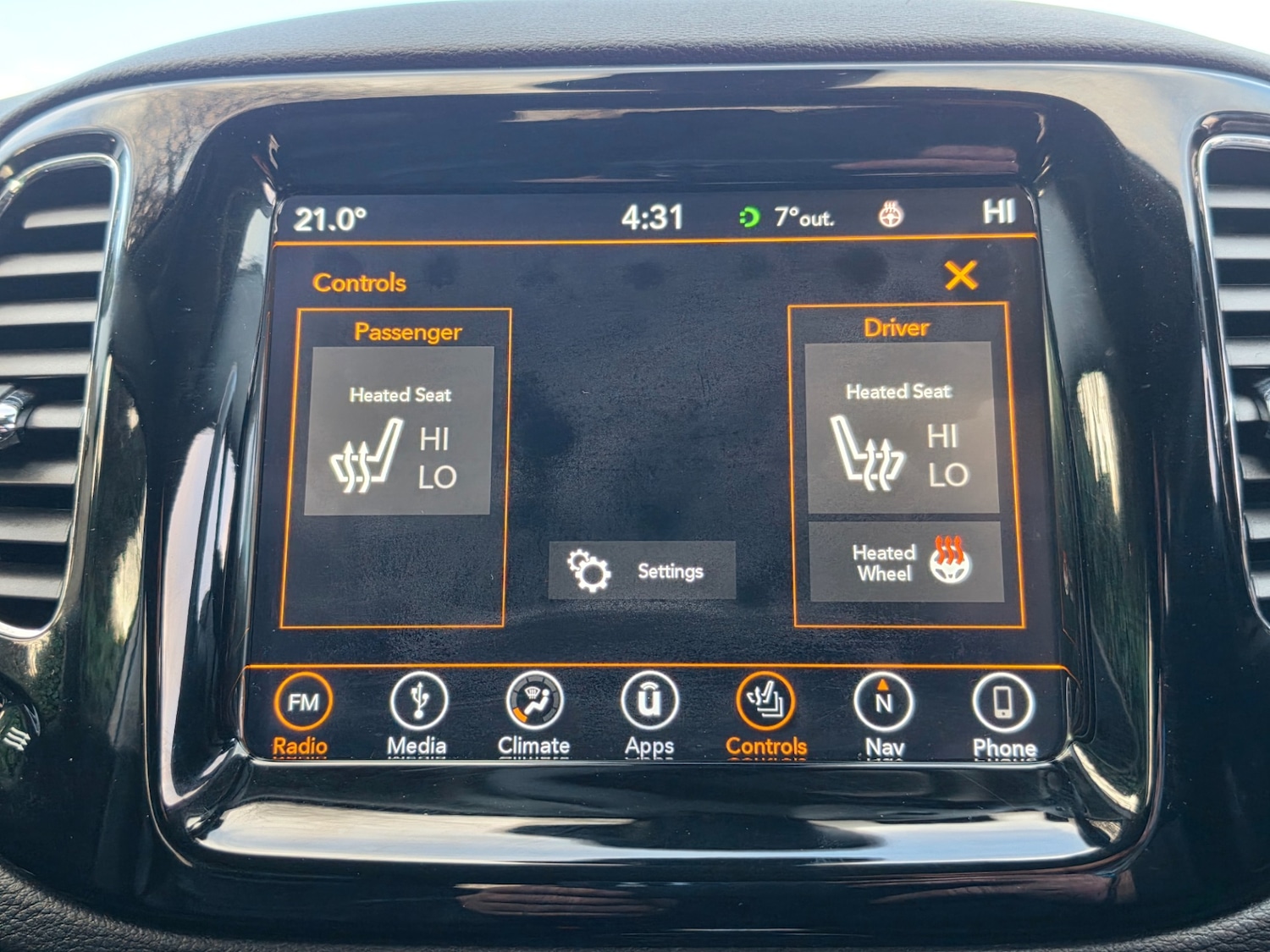 Used Jeep Compass 2018 for sale - 77880820: Photo 25